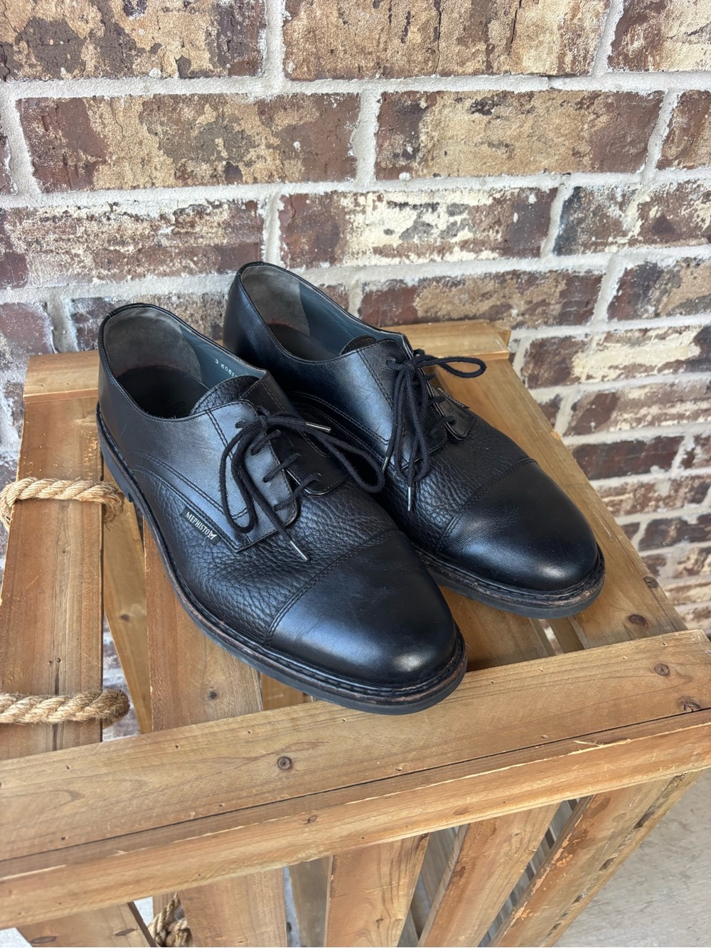 Mephisto Men’s Black Leather Cap Toe Lace-Up Dress Shoes Size 12
